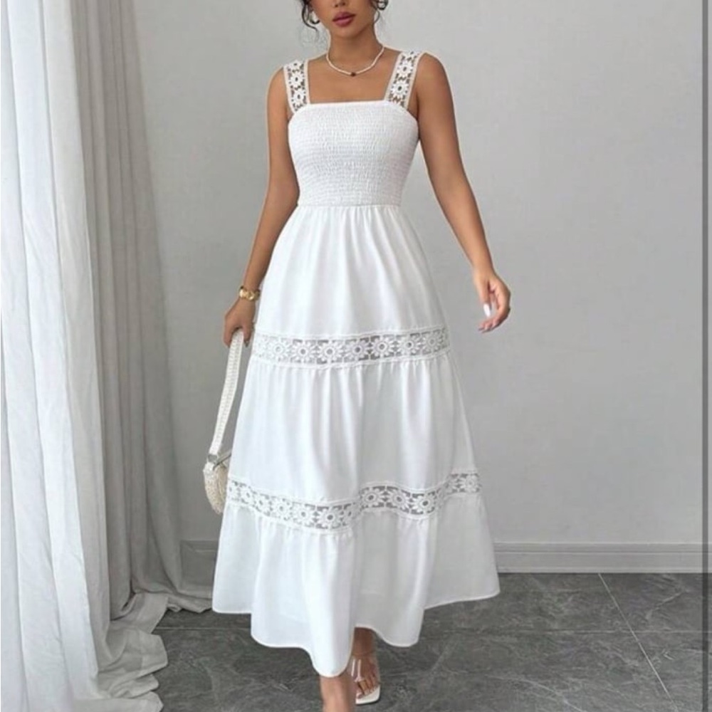 Elegant White Lace Maxi Dress